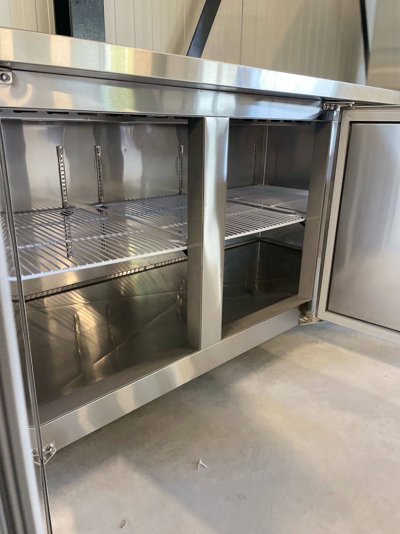 Koelwerkbank | RVS | Geventileerd | 3 Deurs | 180CM | Poten