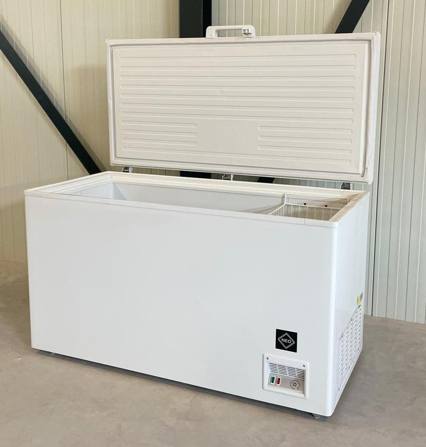 Vrieskist | 470L | Wit/Kunststof | -18°C/-24°C | Statisch | Klapdeksel | 1450x775x870(h)mm