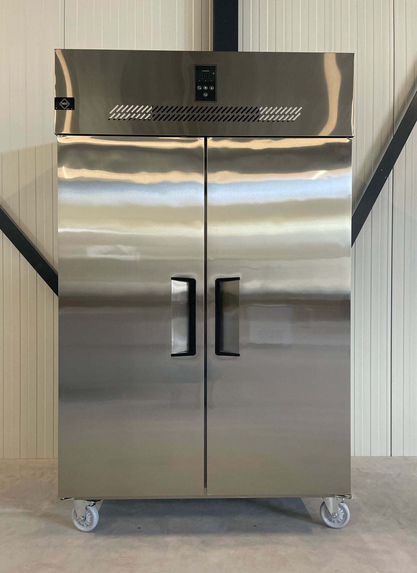 Koelkast | 1000L (2/1 GN) | RVS | Geventileerd | 1210x760x1980(h)mm | Wielen (geremd)